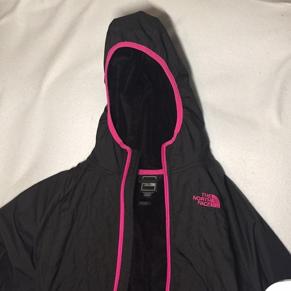 Girls’ North Face Jacket - Picture 5 of 8